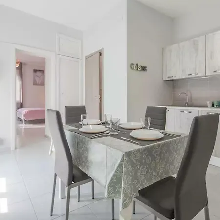 Duca 26 Appartement *